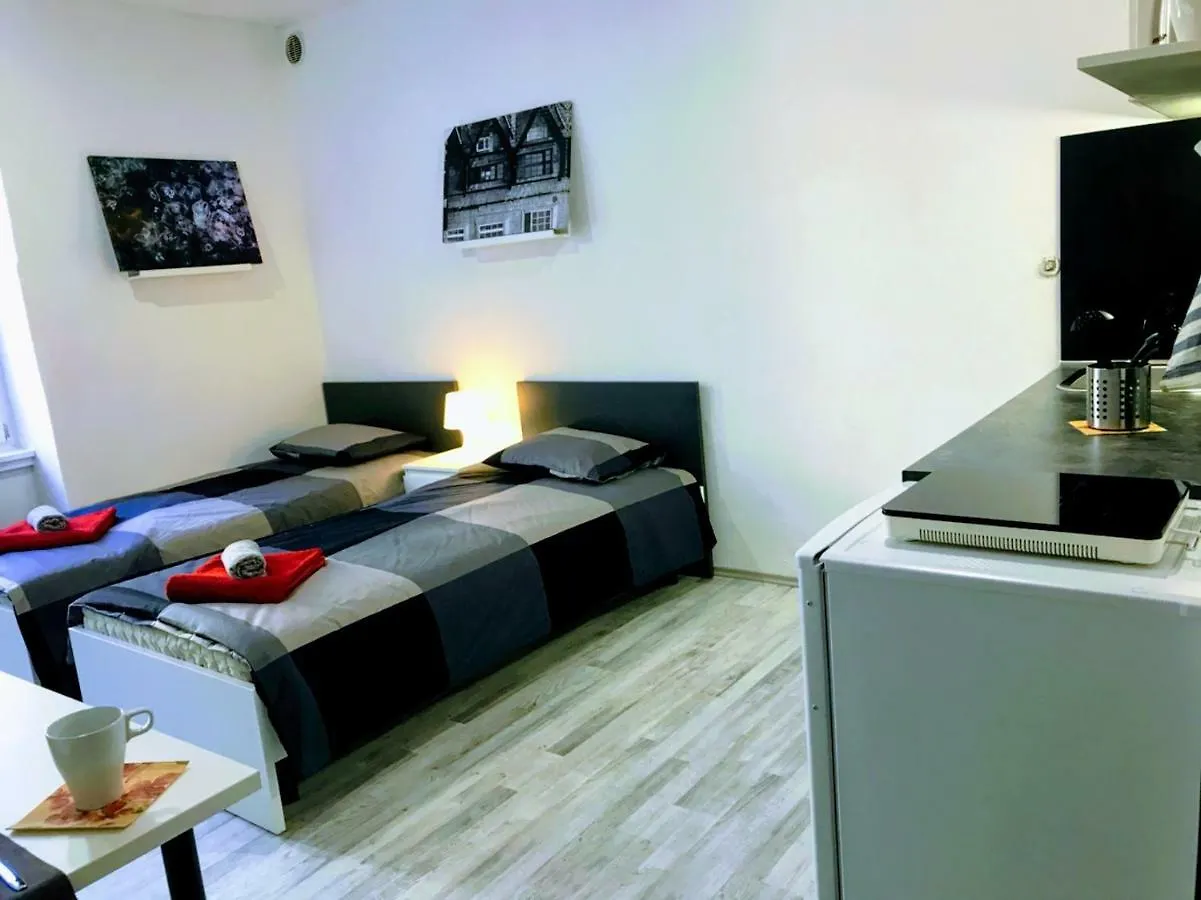 Guest house Zpula Center Apartments And Rooms