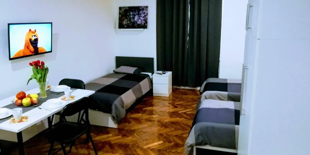 Pula Center Apartments And Rooms Guest house