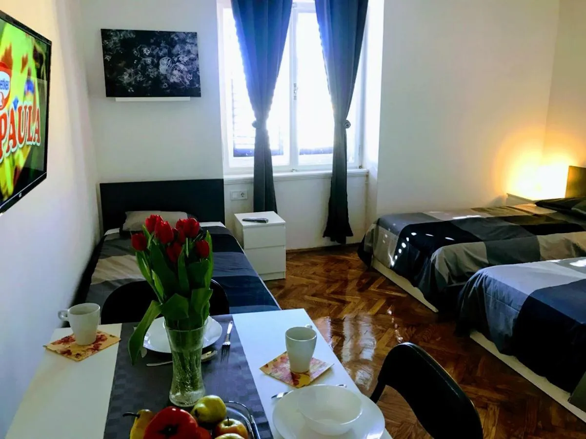 Pula Center Apartments And Rooms