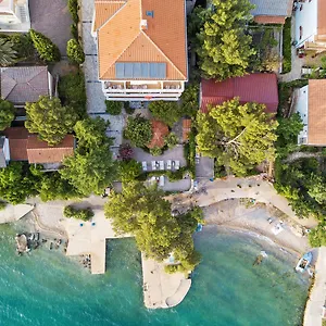 Vicko Gasthof Starigrad Paklenica