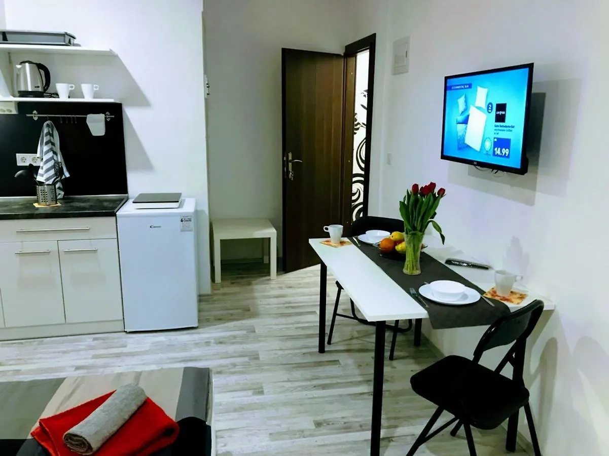 Zpula Center Apartments And Rooms Pula